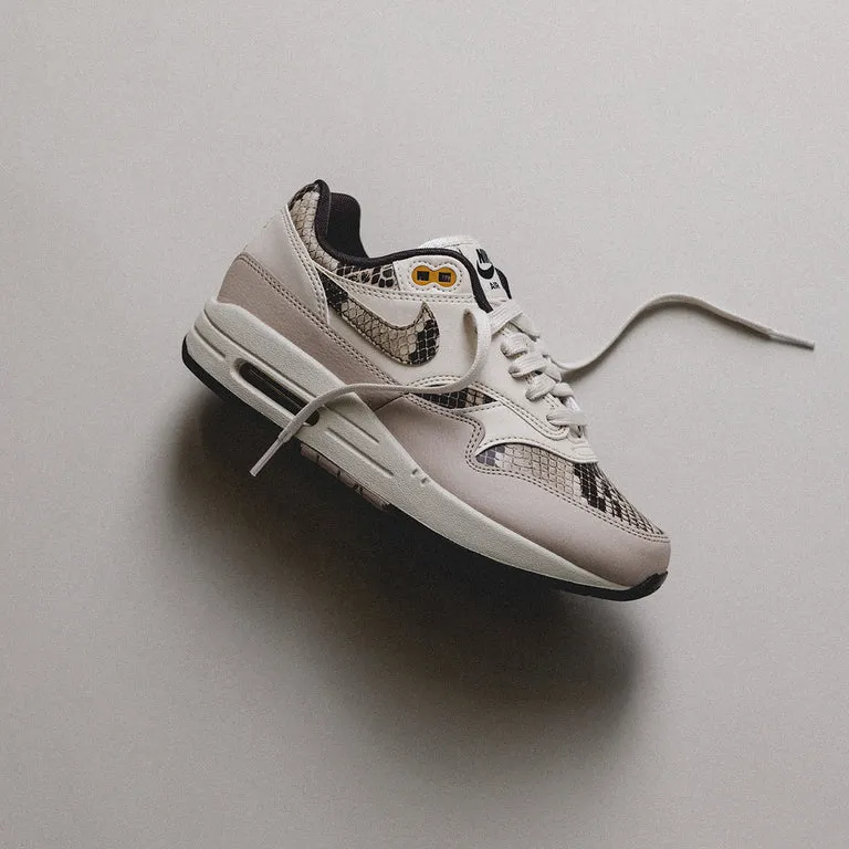 Hinh anh 5: Top nhung mau sneaker co hoa tiet da dong vat noi bat nhat