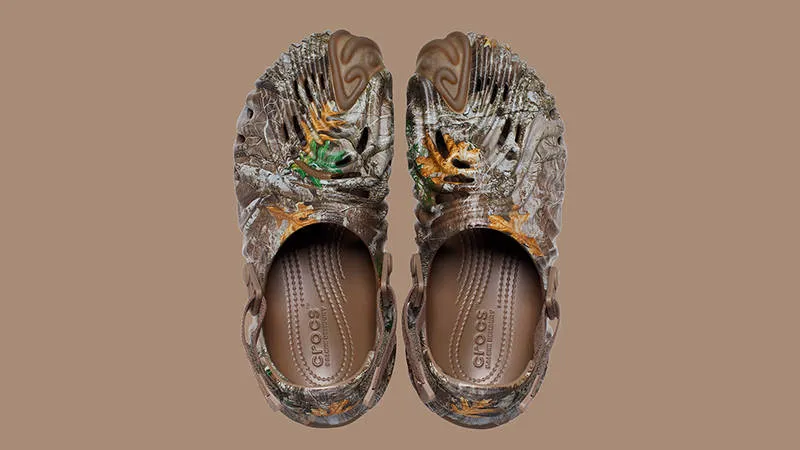 Review chi tiết Crocs Pollex Clogs "Realtree Camo"