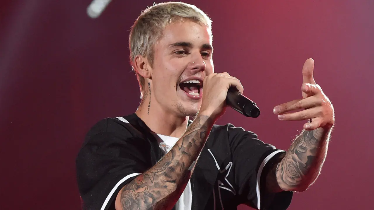 Hinh anh 1: Justin Bieber - nguoi sang lap thuong hieu thoi trang Drew House