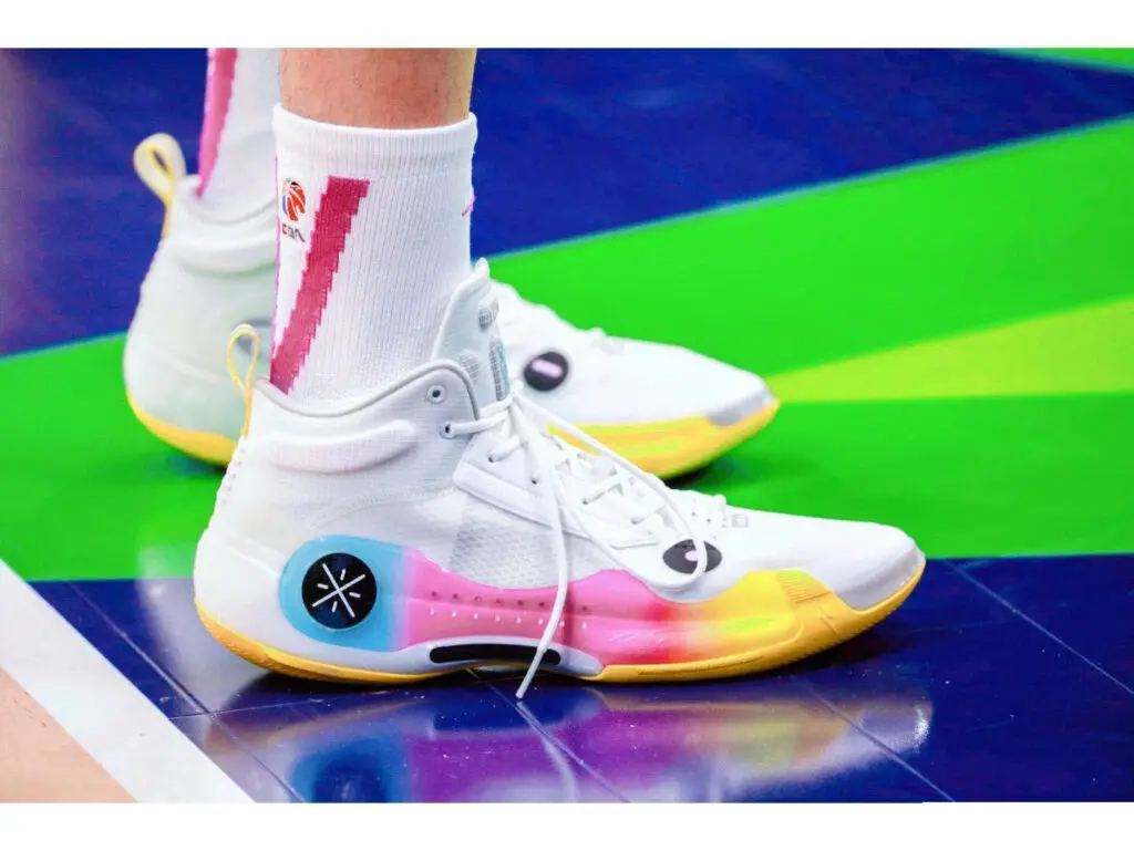 Li-Ning WOW – Hành trình định hình đế chế giày bóng rổ từ châu Á