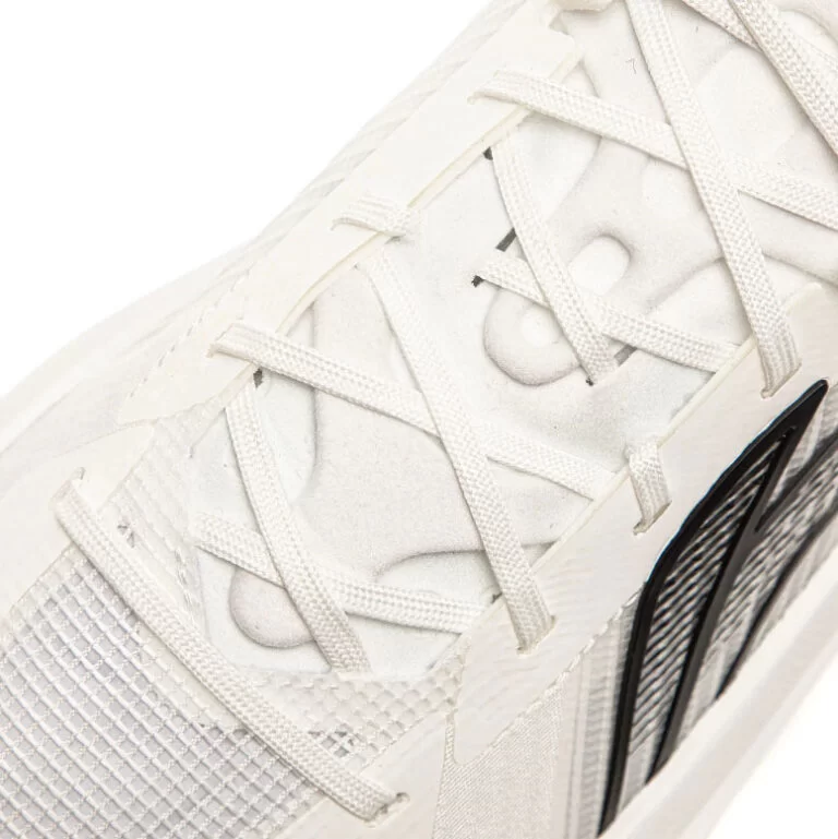 Review Li-Ning Ultra Light 2025: Siêu nhẹ, siêu linh hoạt Review Li-Ning Ultra Light 2025: Siêu nhẹ, siêu linh hoạt