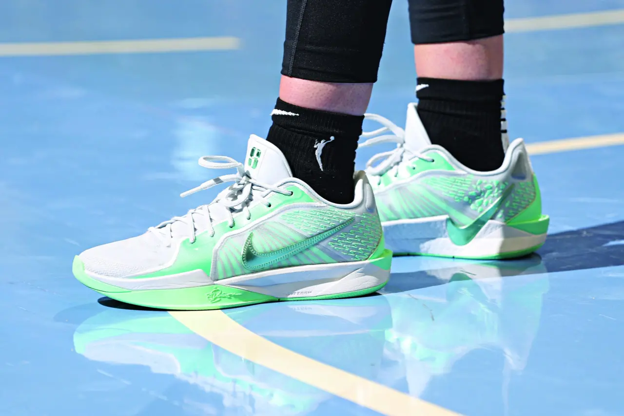 Nike ra mắt giày thể thao Sabrina 3 Signature