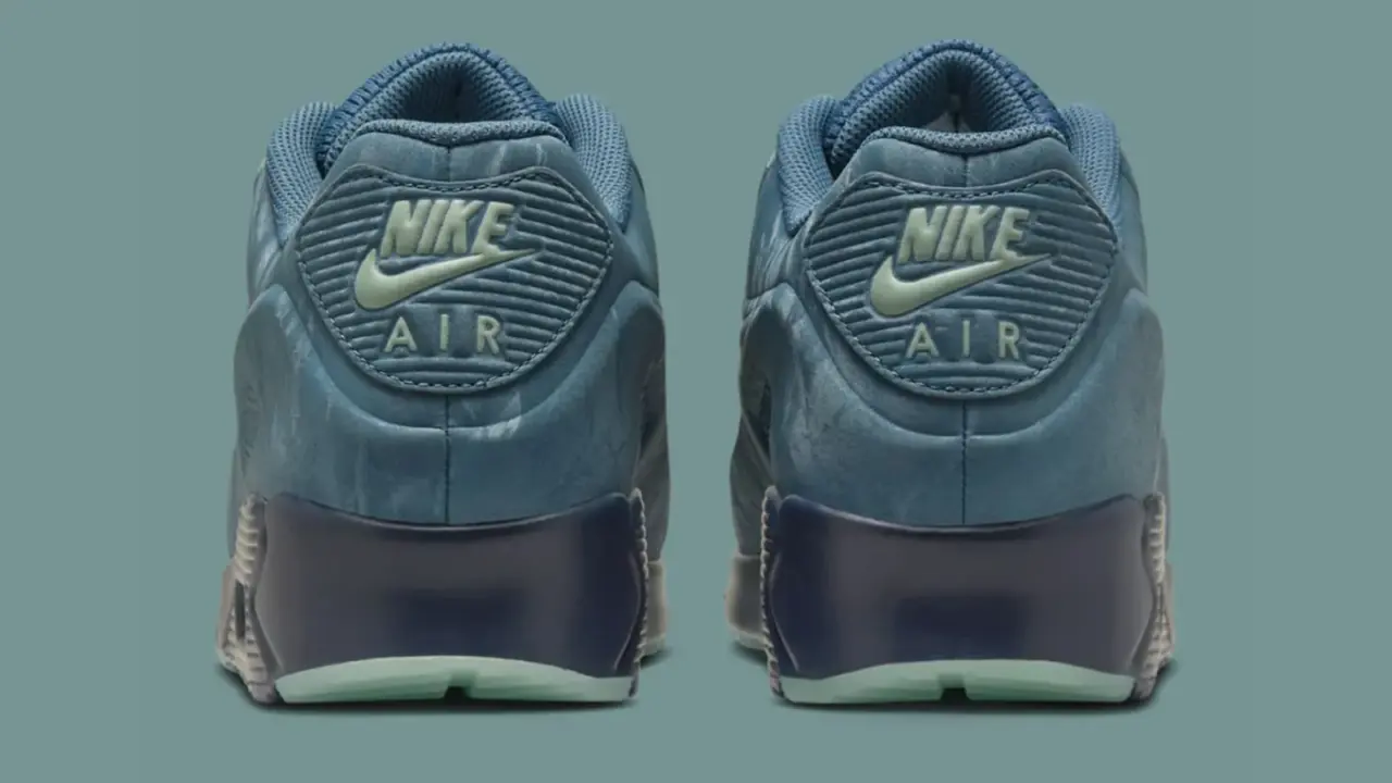 Hinh anh 4: Air Max 90 "Thunderstorm" - Nike mang "con giong" moi den?