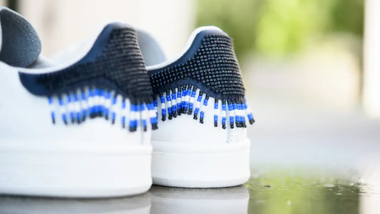 Hinh anh 5: CLOT x adidas Stan Smith “Beaded”: Pha vo khuon mau voi chi tiet thu cong tinh te