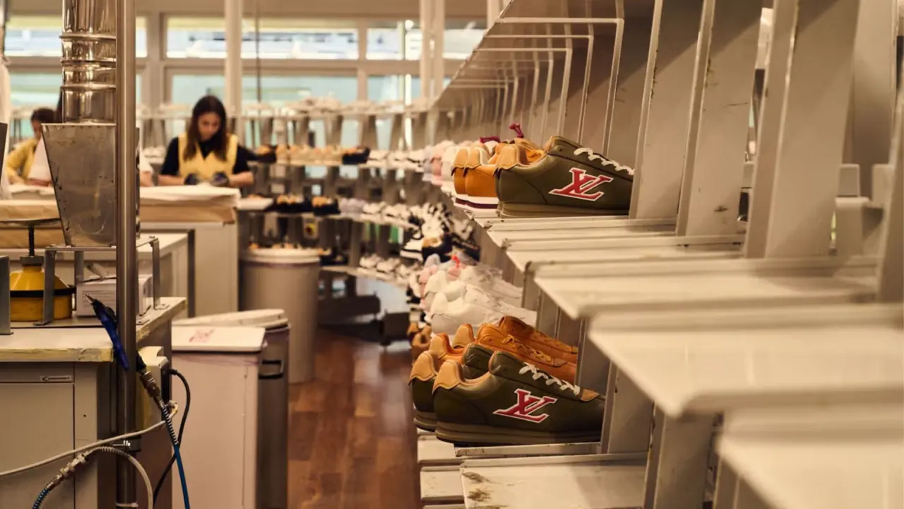 Mẫu sneaker BUTTERSOFT - Lời tri ân của Pharrell và Nigo dành cho Virgil Abloh