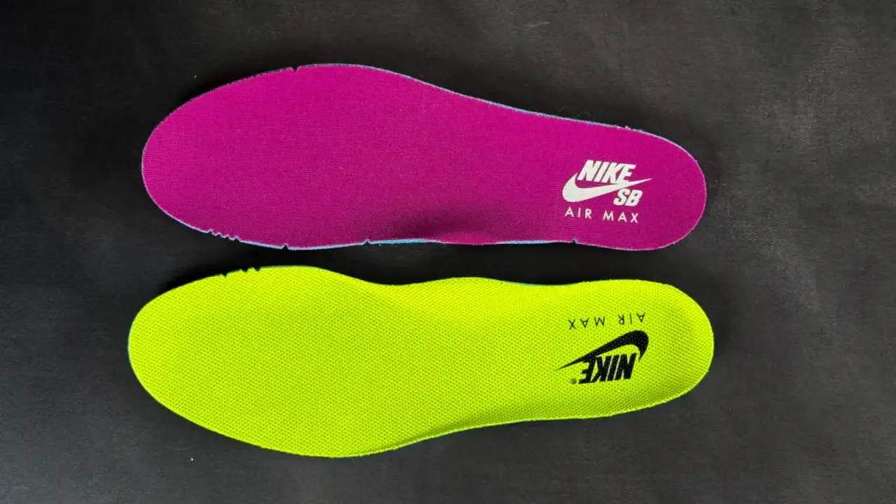 Hinh anh 3: Nike 'Swamp Sponge' Dunks voi thiet ke pha cach tu Nike va Cactus Plant Flea Market