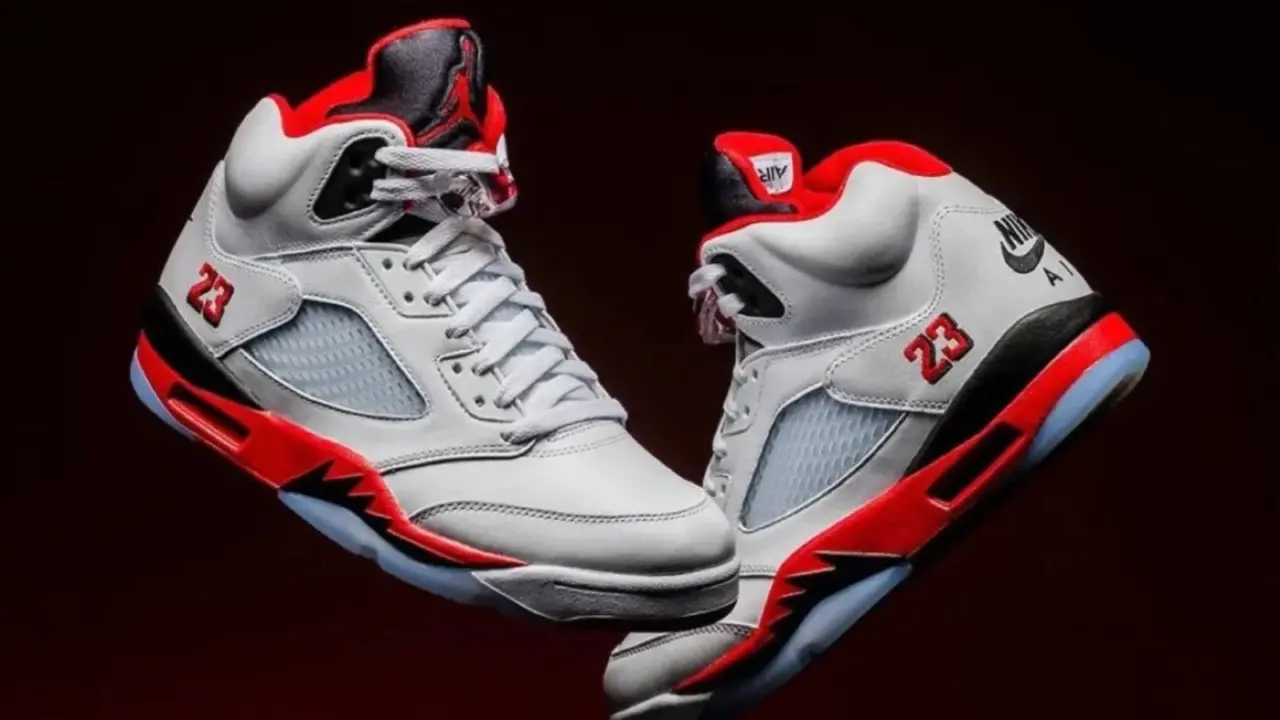Hinh anh 8: Air Jordan 5 'Fire Red' - Bieu tuong van hoa giay the thao