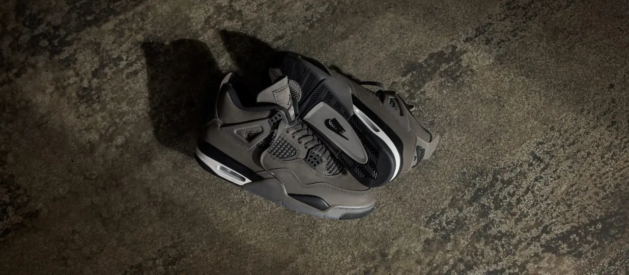 Air Jordan 4 “Cave Stone” ra mắt vào tháng 9 năm 2025 Air Jordan 4 “Cave Stone” ra mắt vào tháng 9 năm 2025