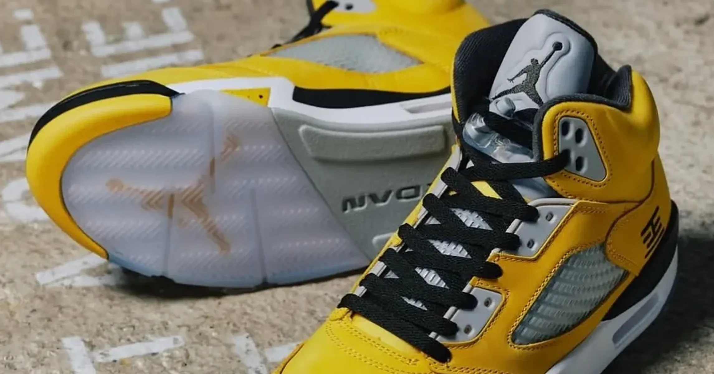 Sự trở lại được mong chờ: Air Jordan 5 “Tokyo” năm 2025