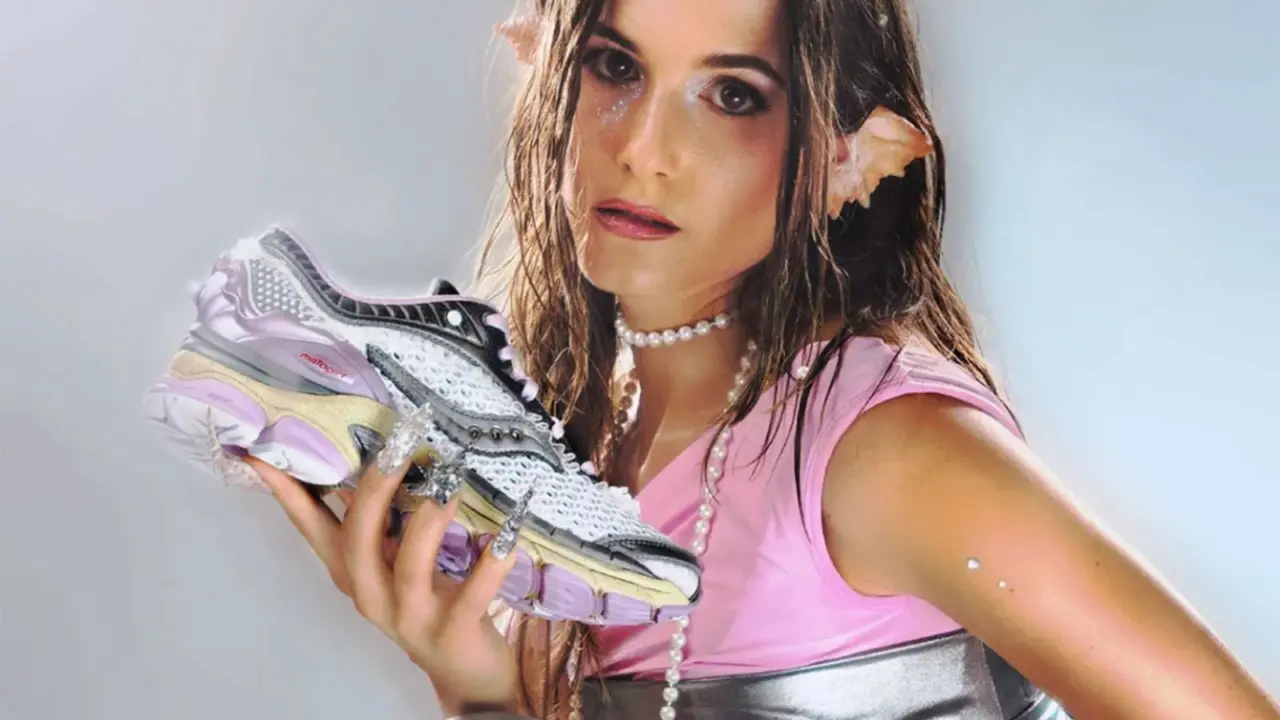 Hinh anh 5: Sneaker METAGIRL x Saucony ProGrid Paramount voi thiet ke nu quyen, ket hop cong nghe in 3D va cam hung tu anh trang.