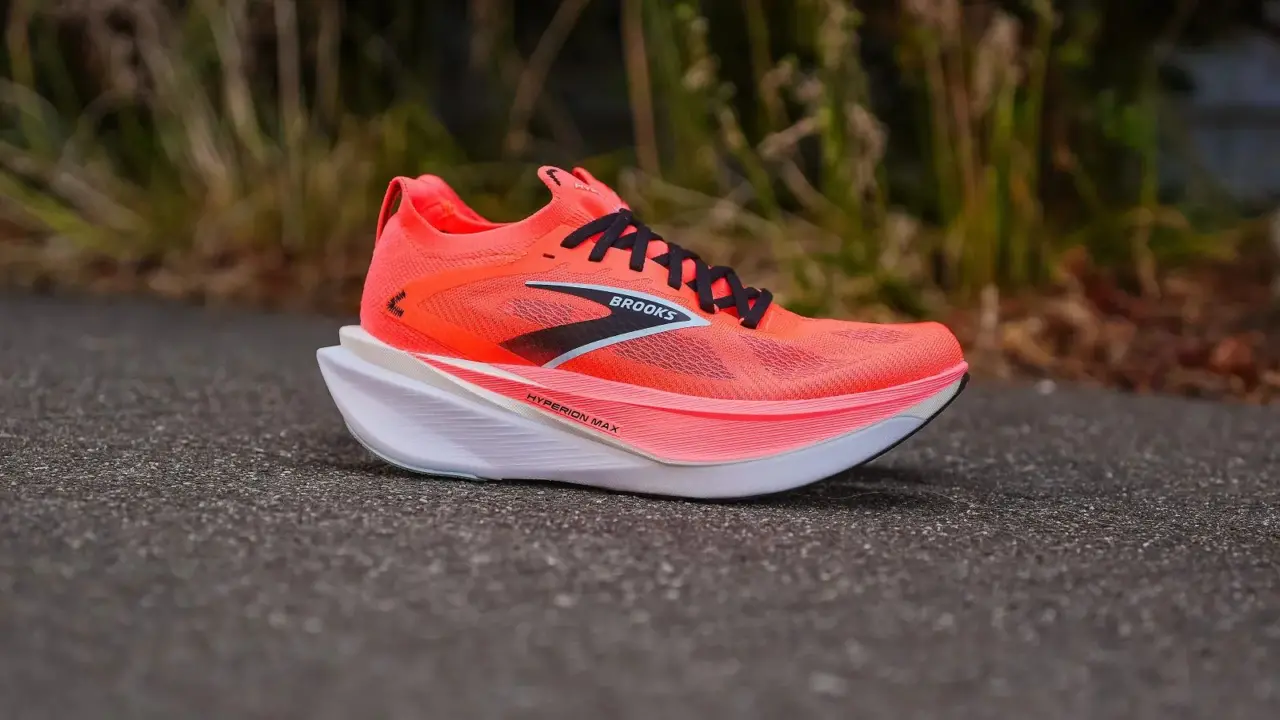Brooks Hyperion Max 3 Review - Siêu trainer mới cho marathon và tập luyện hàng ngày