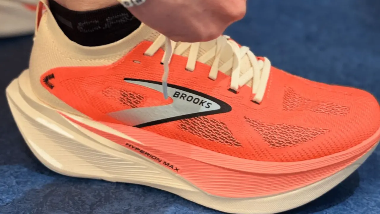 Brooks Hyperion Max 3 Review - Siêu trainer mới cho marathon và tập luyện hàng ngày