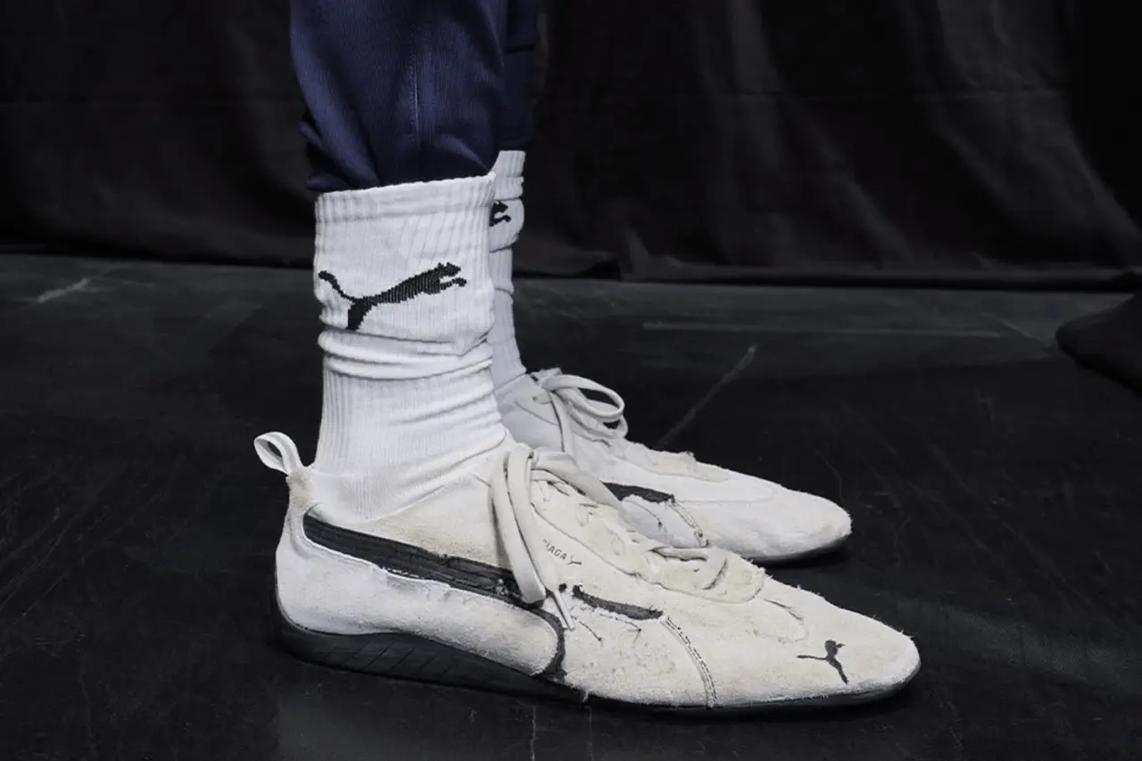 Hinh anh 3: Doi giay Balenciaga x PUMA Speedcat voi thiet ke doc dao va pha cach