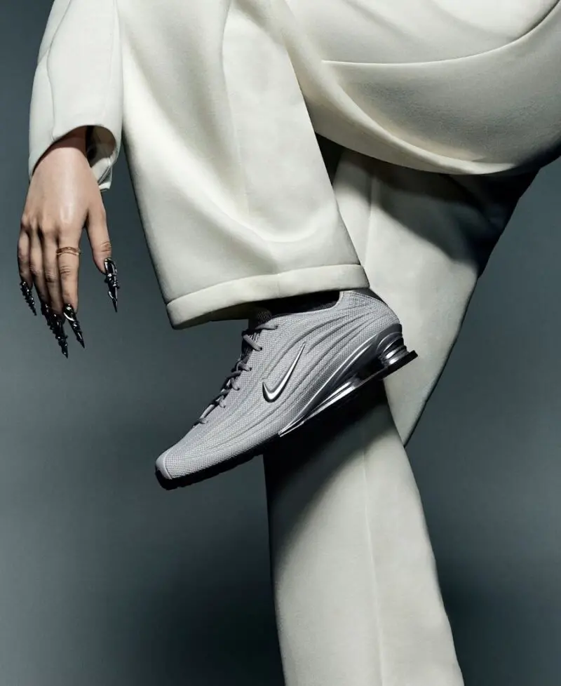 Giới thiệu Nike Shox Z – Khi huyền thoại trở lại với diện mạo mới