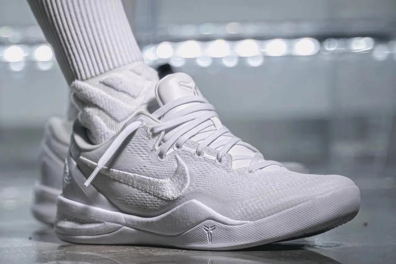 Nike vinh danh Kobe Bryant: Mở ra "Năm của Mamba" với siêu phẩm Kobe 8 Protro "Halo"
