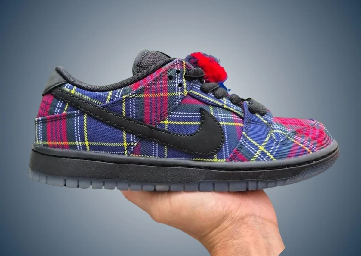 Nardwuar x Nike SB Dunk: Bản collab khiến cộng đồng sneakers dậy sóng
