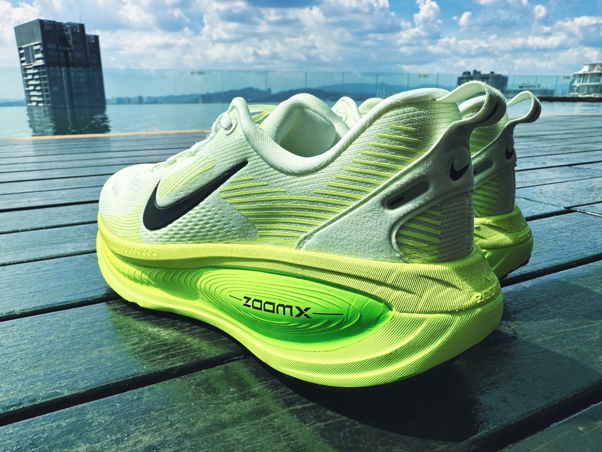 Giày Nike Vomero 18 ra mắt: Trải nghiệm êm ái đỉnh cao cho mỗi bước chạy