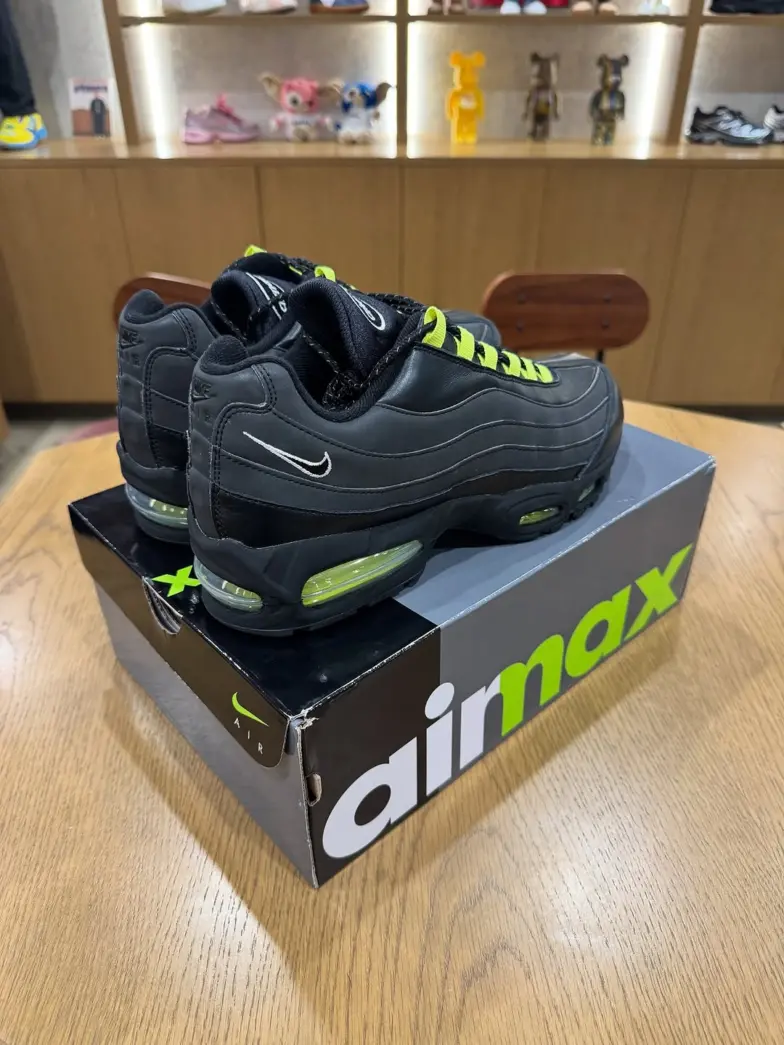 Nike và Atmos tái hợp: Huyền thoại Air Max 95 sẽ trở lại vào năm 2026