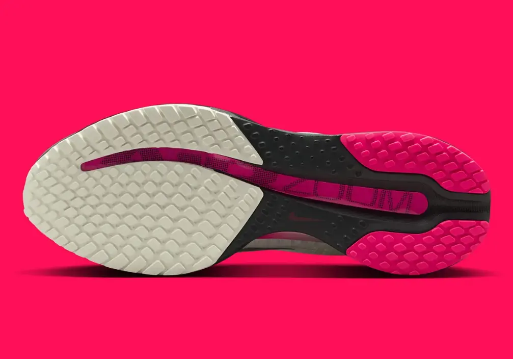 Nike Pegasus Premium phiên bản “Năm Ngựa” và cảm hứng Tết Nguyên Đán