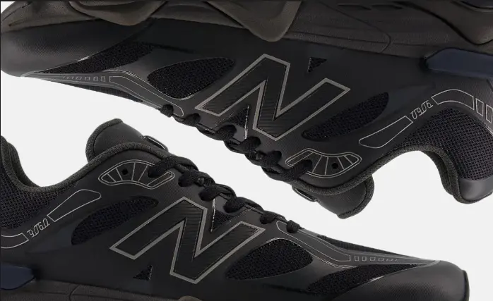 New Balance 9060 "No-Sew": Siêu Phẩm Dad Shoe Không Đường May