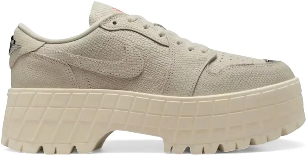 Giày Nike Air Jordan 1 Low Brooklyn ‘Pale Ivory’ IR0835-110
