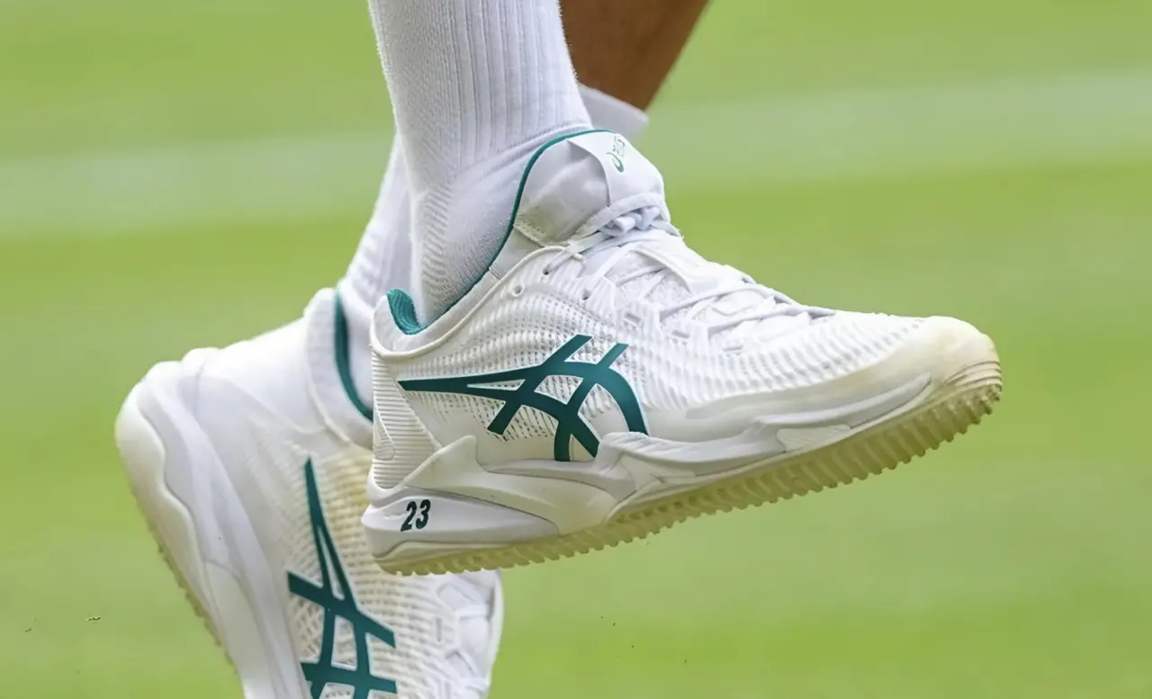 Hinh anh 6: Asics Gel-Resolution X va Court FF 3 Novak - So sanh chi tiet giay tennis