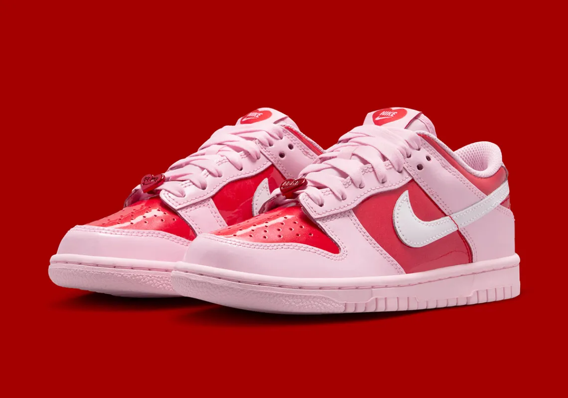 Các mẫu giày sneaker phát hành nhân dịp Valentine năm 2026