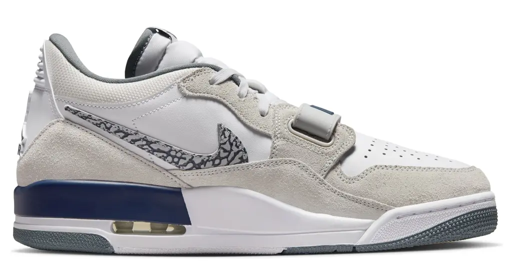 Giày Nike Air Jordan Legacy 312 Low 'Midnight Navy' CD7069-124