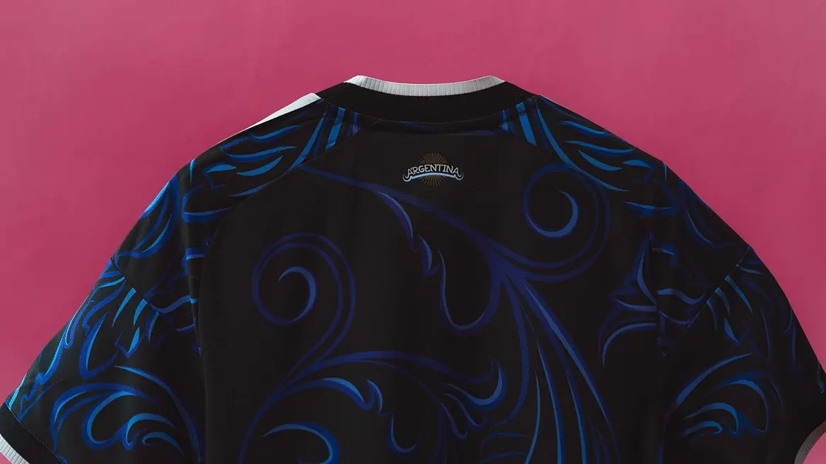 Áo đấu WC 2026 sân khách: adidas mang Trefoil trở lại World Cup sau 36 năm