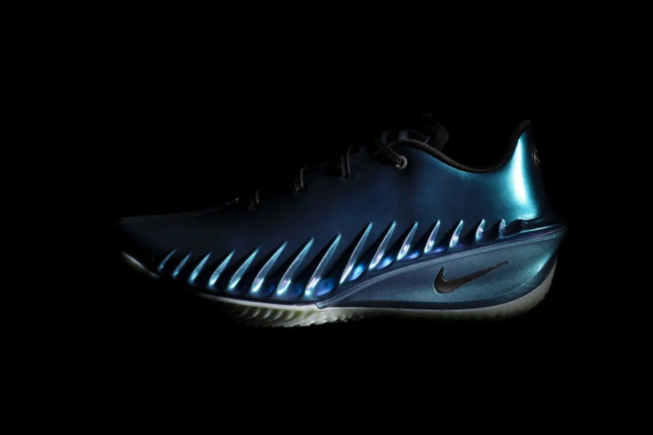 Giày bóng rổ Nike G.T. Cut 4 – Cảm giác sân đấu tối đa cho thế hệ cầu thủ mới