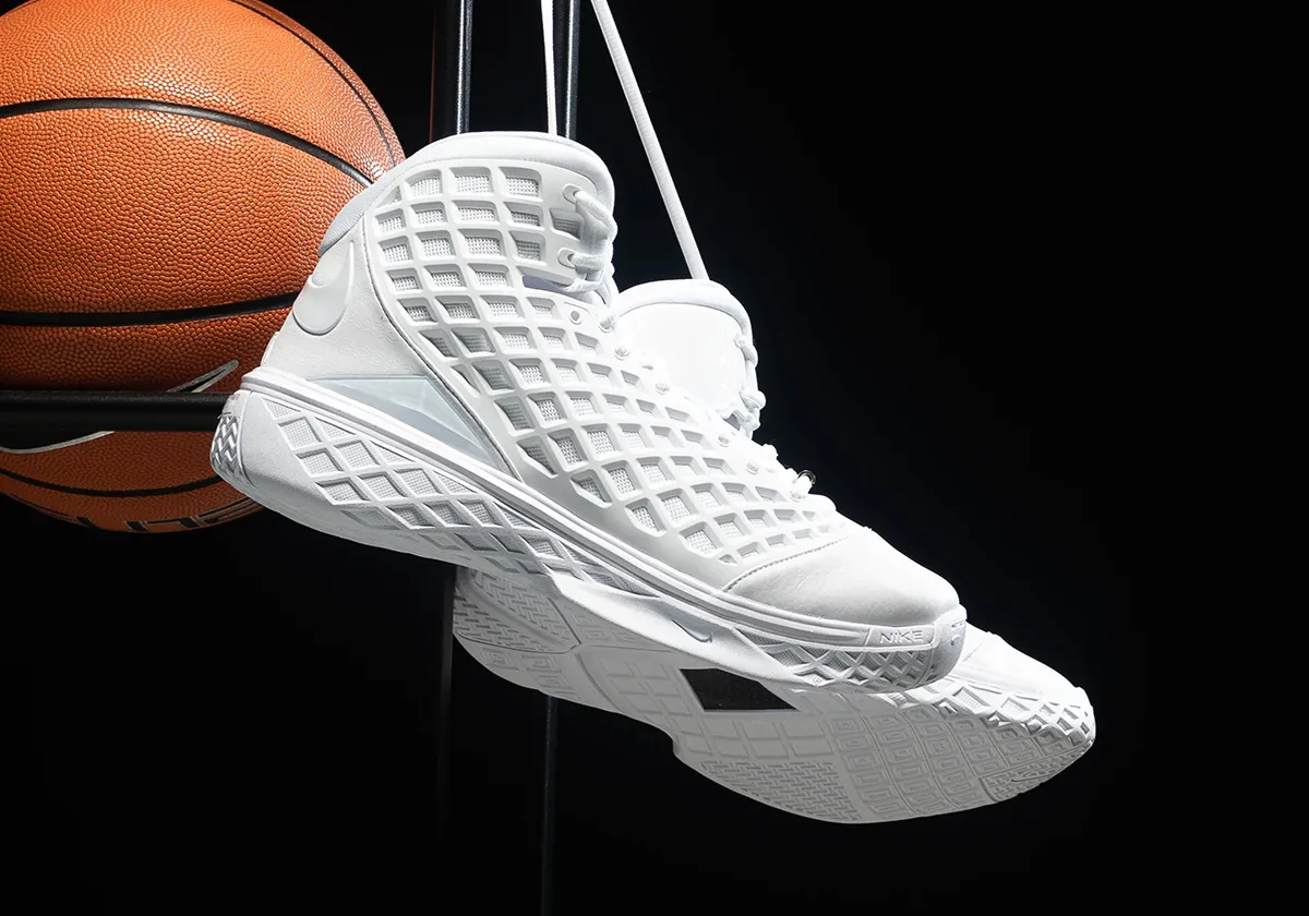 Giày bóng rổ Nike Kobe 3 Protro – Biểu tượng huyền thoại trở lại trong diện mạo mới