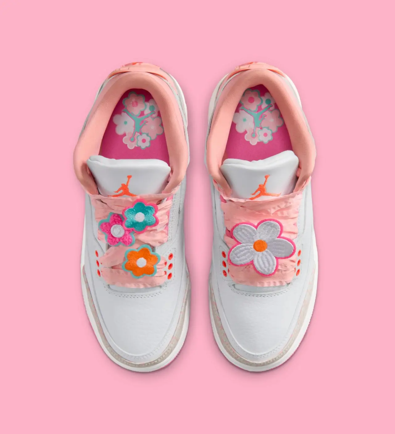 Air Jordan 3 “Spring Flowers” – phối màu floral cho trẻ em