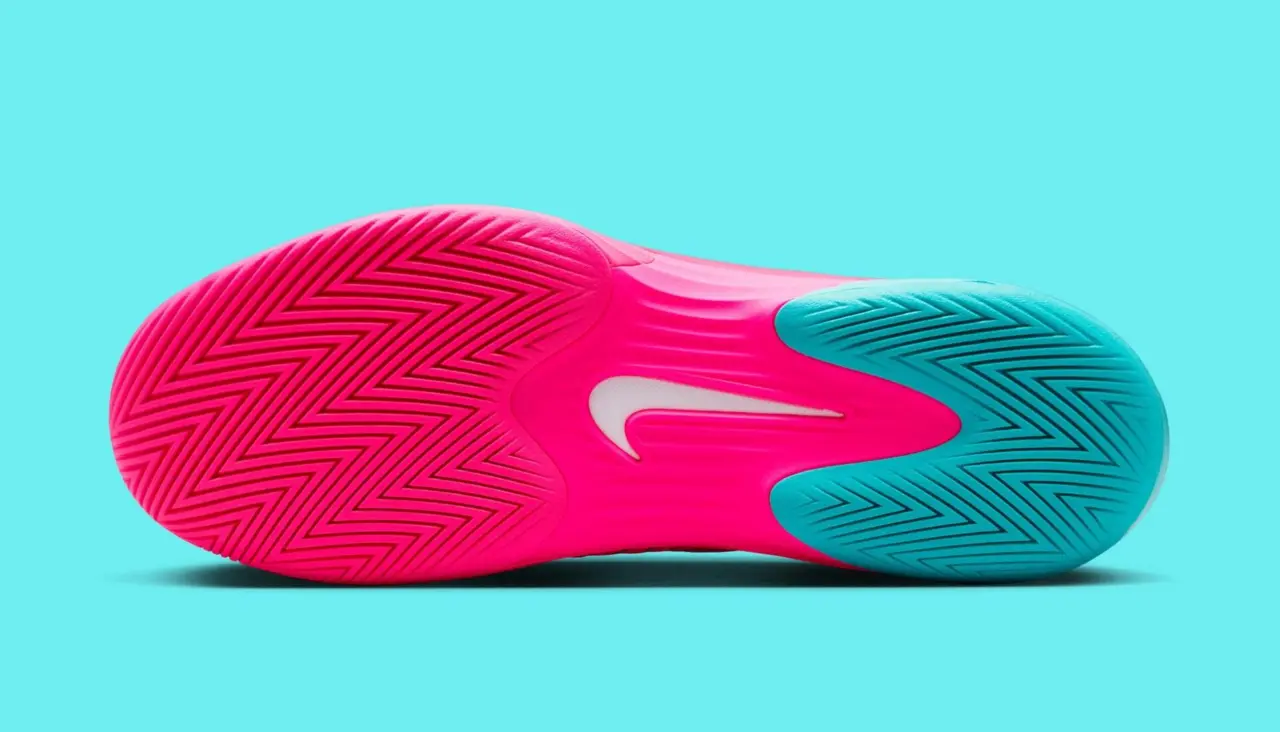 Nike Vapor 12 Hypersmash “Miami” – phối màu nổi bật mang cảm hứng South Beach