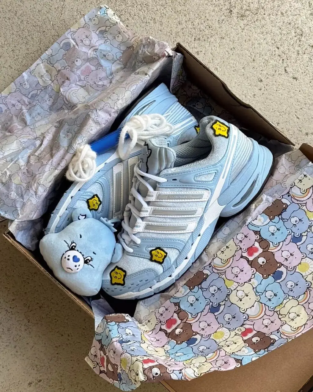 adidas kết hợp Care Bears ra mắt bộ sưu tập giày mới
