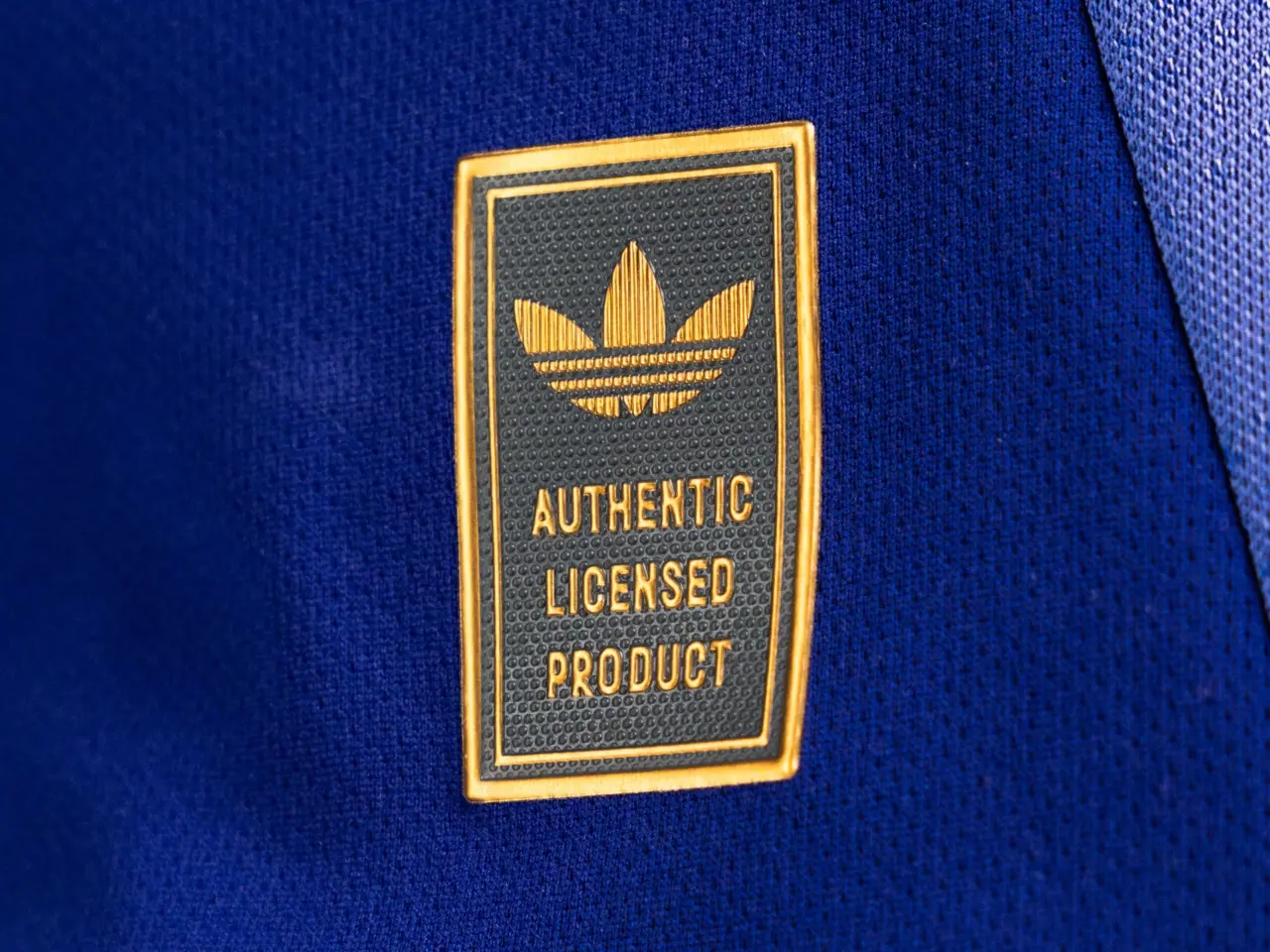 Áo đấu WC 2026: adidas hé lộ cảm hứng thiết kế áo thủ môn