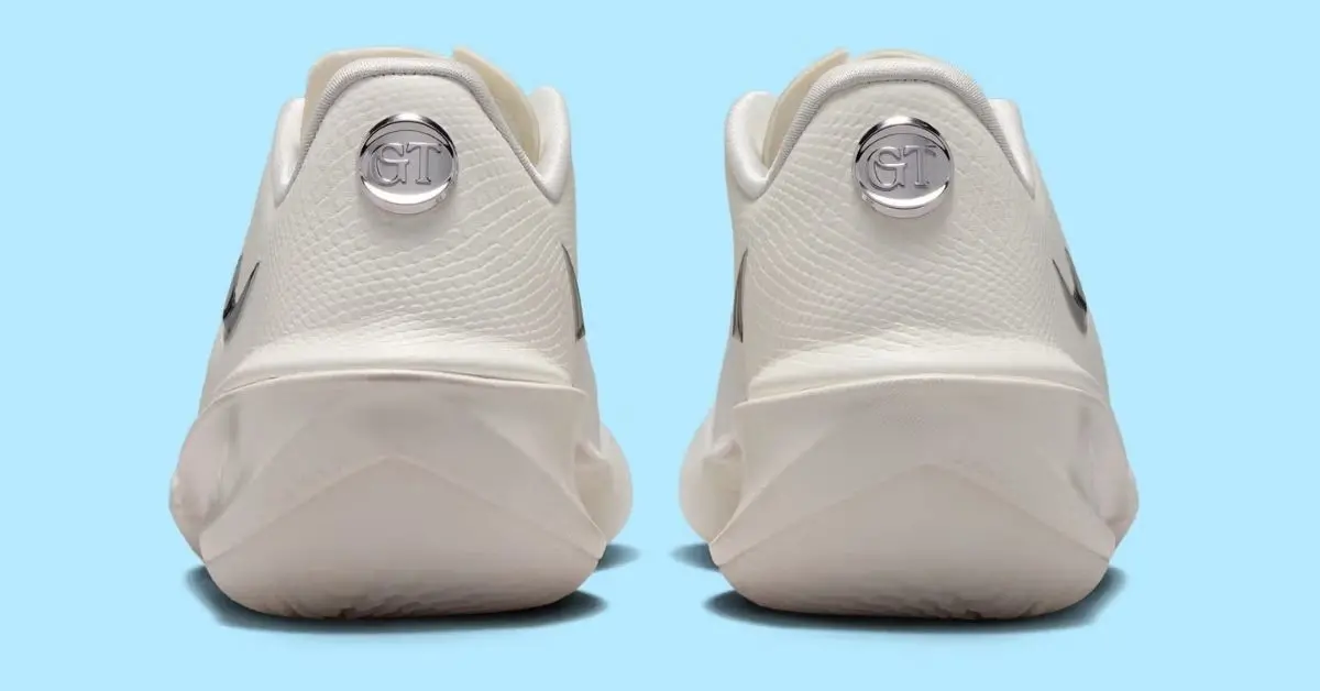 Giày bóng rổ Nike GT Cut 4 ra mắt phối màu White Label