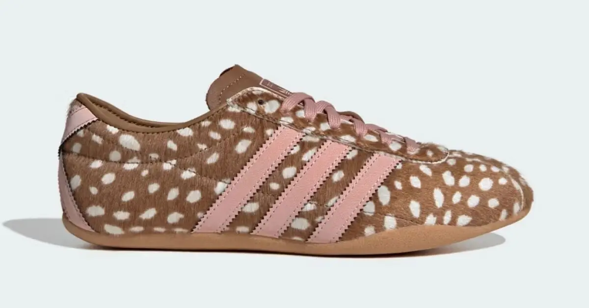 adidas Originals “Deer Print” phủ họa tiết hươu lên loạt thiết kế nữ