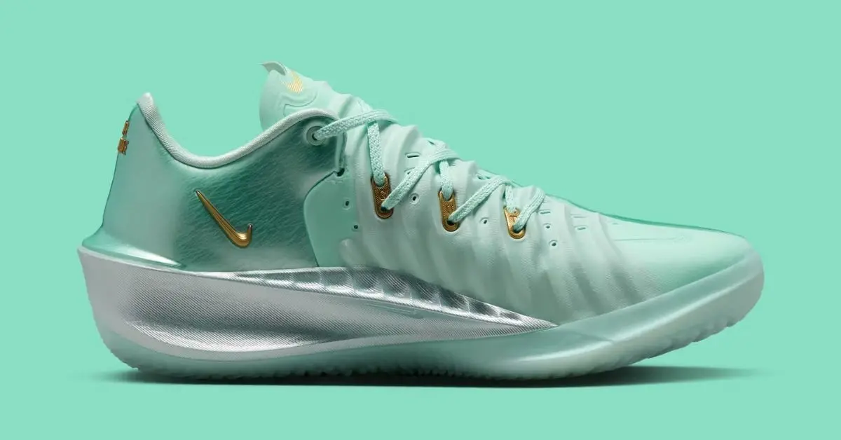 Giày bóng rổ Nike GT Cut 4 lấy cảm hứng từ Tượng Nữ thần Tự do
