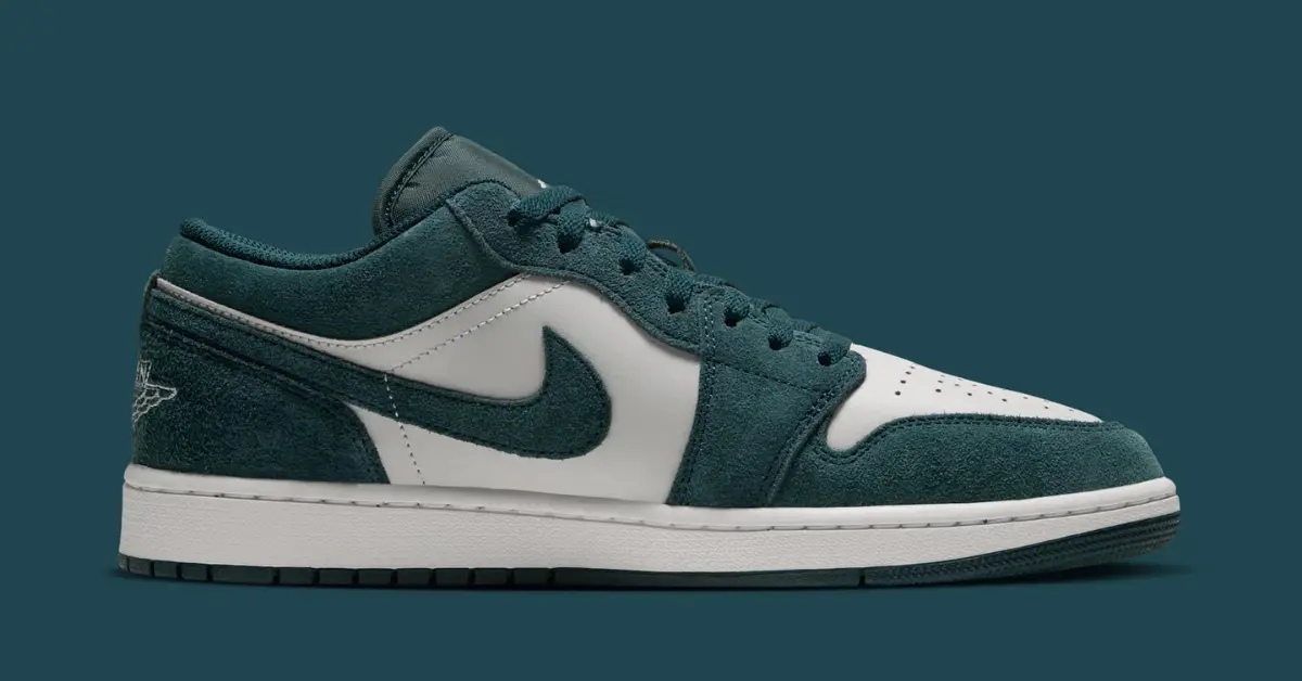 Jordan 1 Low Midnight Spruce nổi bật với sắc xanh mùa thu