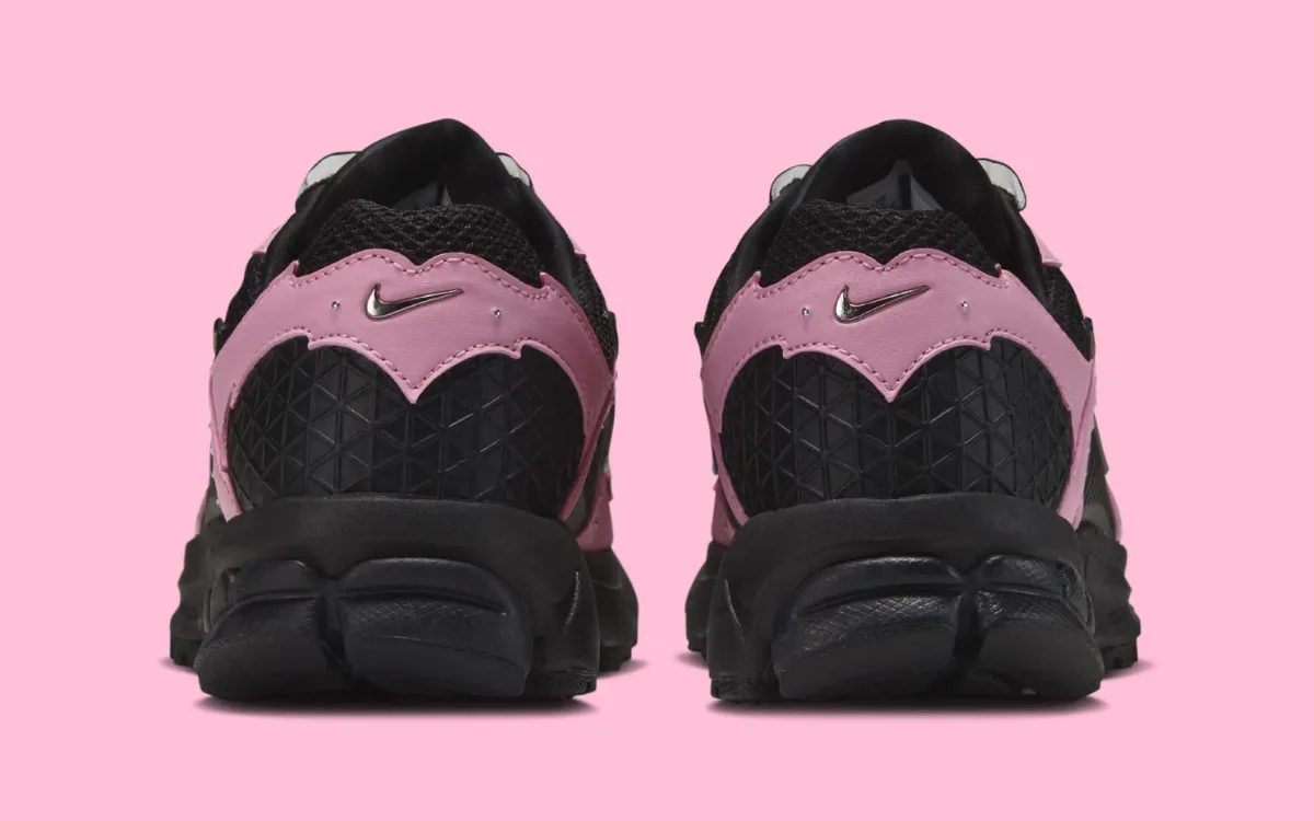 nike-vomero-5-soft-girl-grunge-noi-bat-voi-phong-cach-emo-4