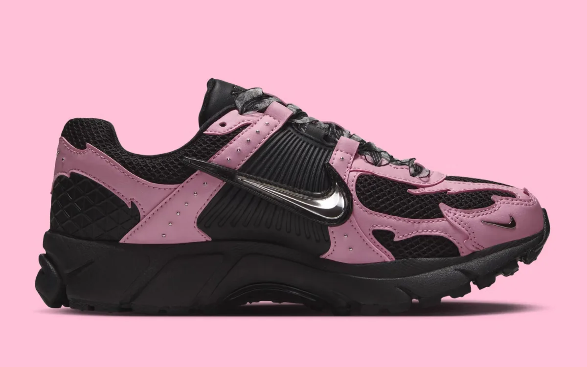 nike-vomero-5-soft-girl-grunge-noi-bat-voi-phong-cach-emo-3