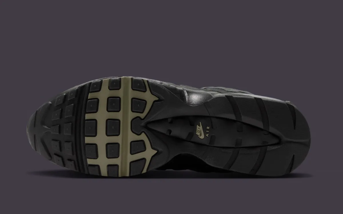 nike-air-max-95-gore-tex-ra-mat-voi-ba-phoi-mau-moi-19 nike-air-max-95-gore-tex-ra-mat-voi-ba-phoi-mau-moi-19
